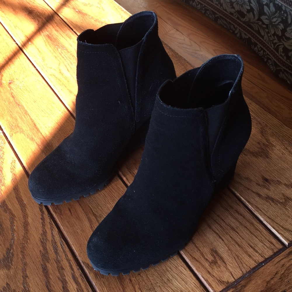 black boots